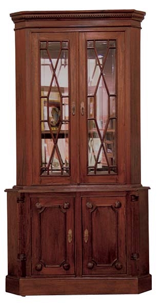 CB21 Угловая витрина 100х70х190